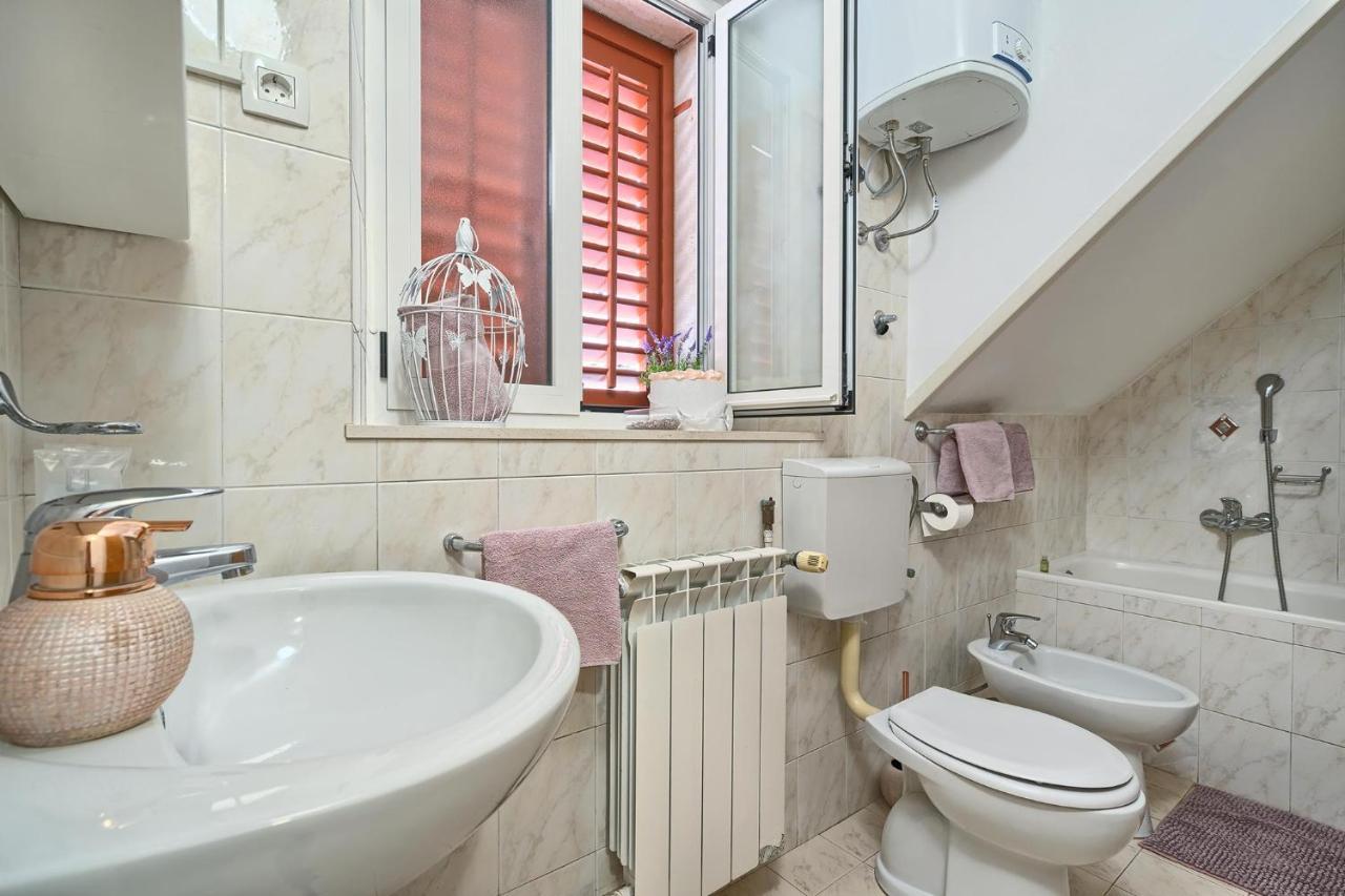 Couple'S Getaway In The Center Of Hvar W/Sea View Hvar Town Eksteriør bilde